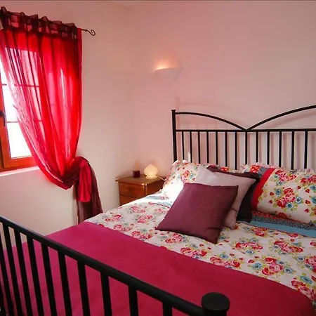 Bungalow Sleeps 4 Casa de Férias